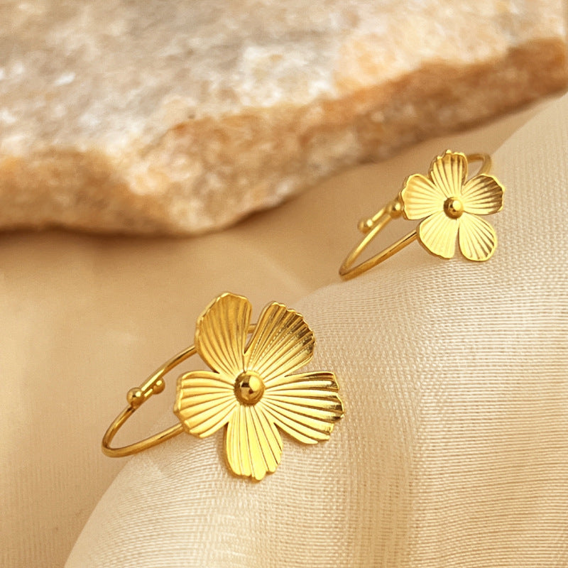 Adriana Moretti | Cœur d’Acier Luxe Hartvormige Ring