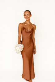 Aurelia Milano | Luxe Satijnen Maxi Jurk met Cowl Neck