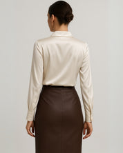 Aurelia Valente | Satijnen Blouse met Tijdloze Klasse