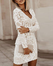 Camilla D’Or | Luxe Bodycon Jurk met V-hals