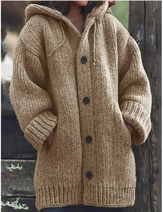 Camille_Laurent_Gebreide_Hoodie-Cardigan_met_Knopen_Bruin.png