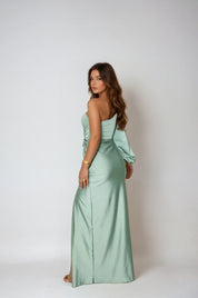 Celina Moretti | Luxe Satijnen One-Shoulder Jurk met Elegante Split