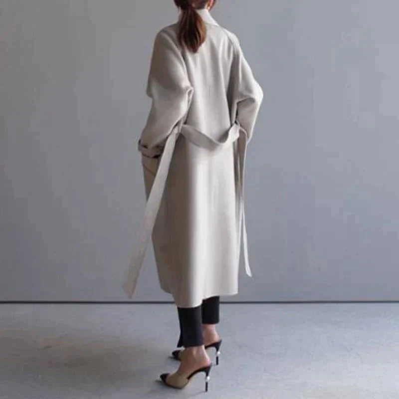 Isabelle Fournier | Lange Dames Trenchcoat