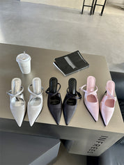 Léonie D’Averne | Dames pumps met spitse neus en stilettohak