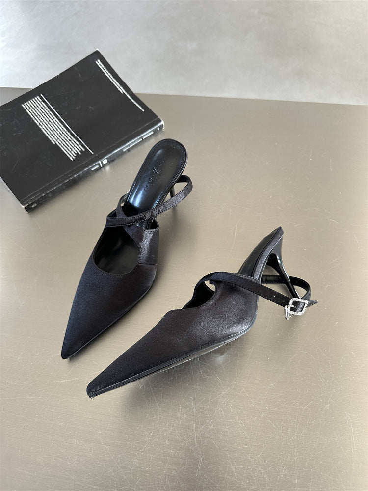 Léonie D’Averne | Dames pumps met spitse neus en stilettohak