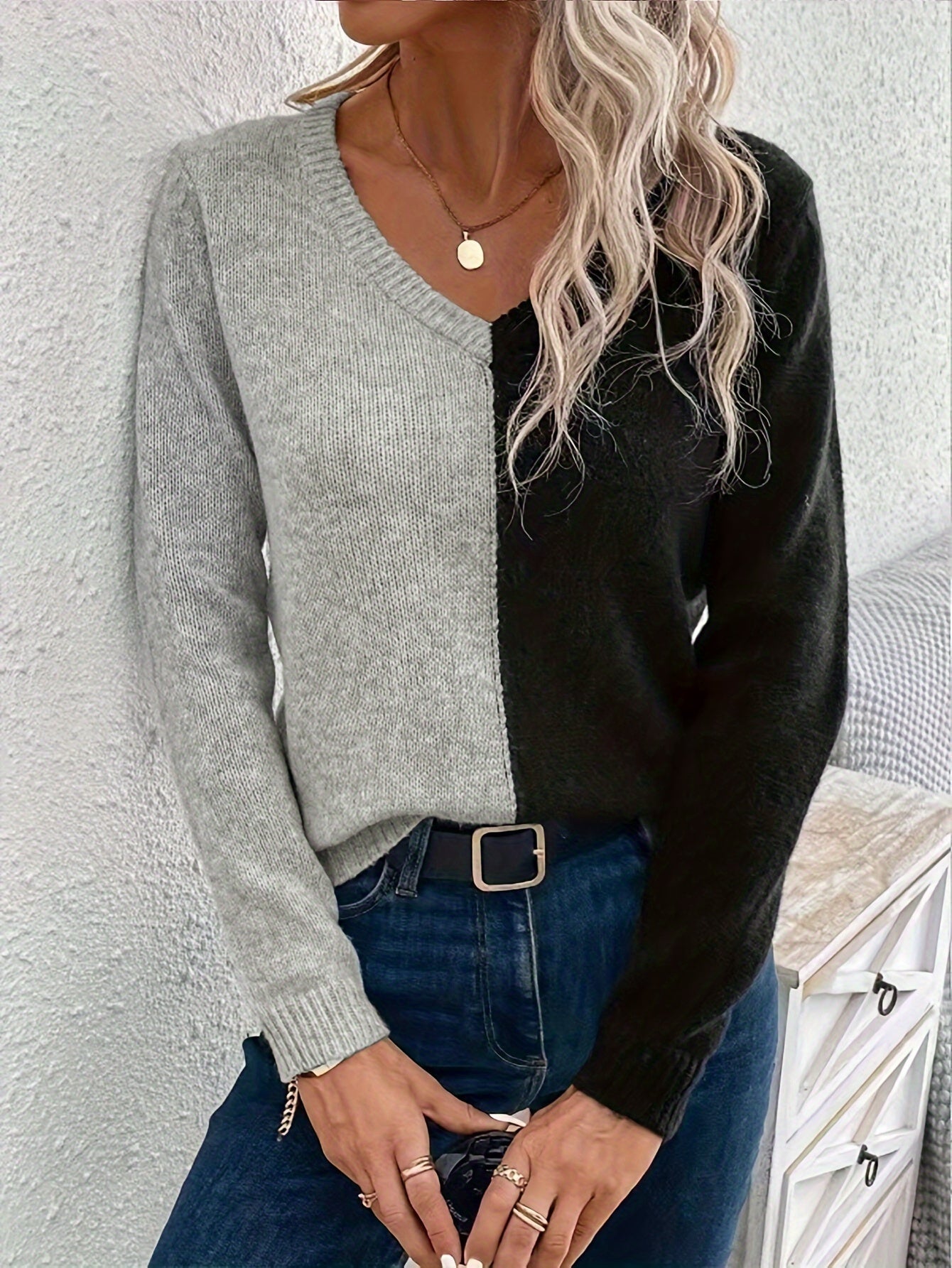 Noa Ortega | Elegant V-hals Trui met Lange Mouwen