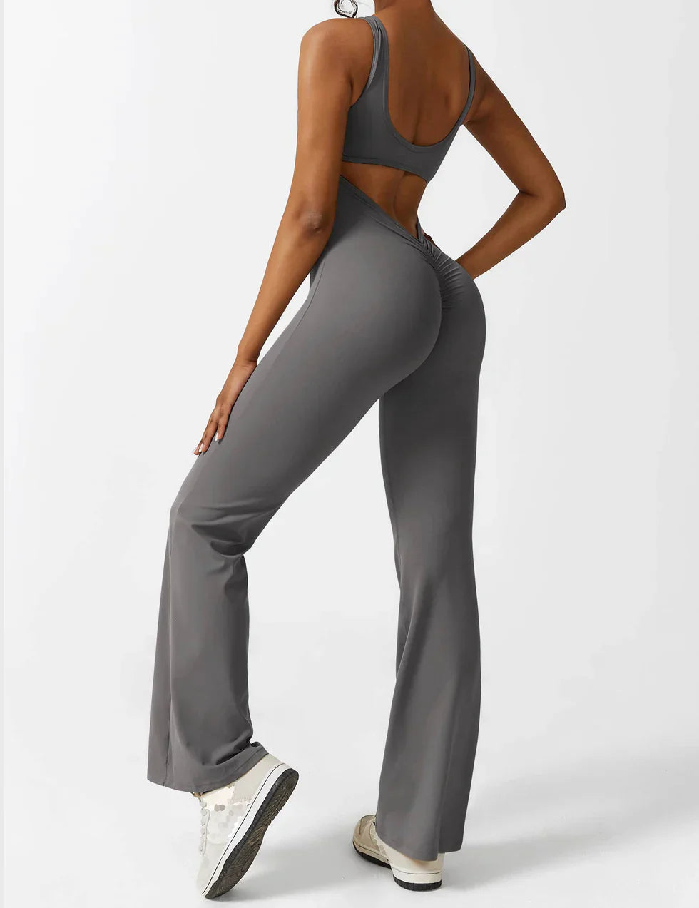 Noor Verfijnd | Flared V-Back Jumpsuit met Shaping Effect