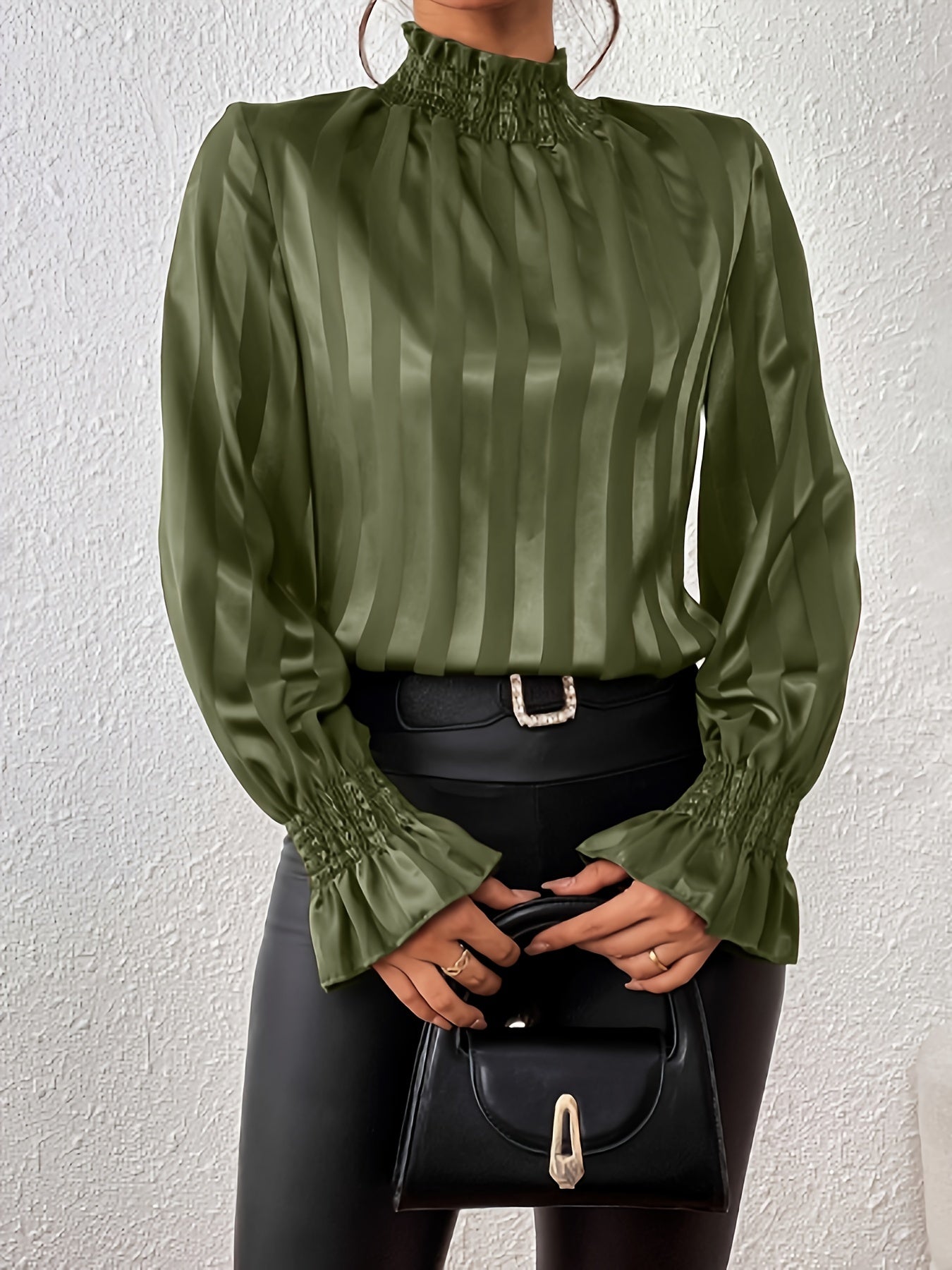 Sasha Krijnen | Satijnen Damesblouse met Shirred Details