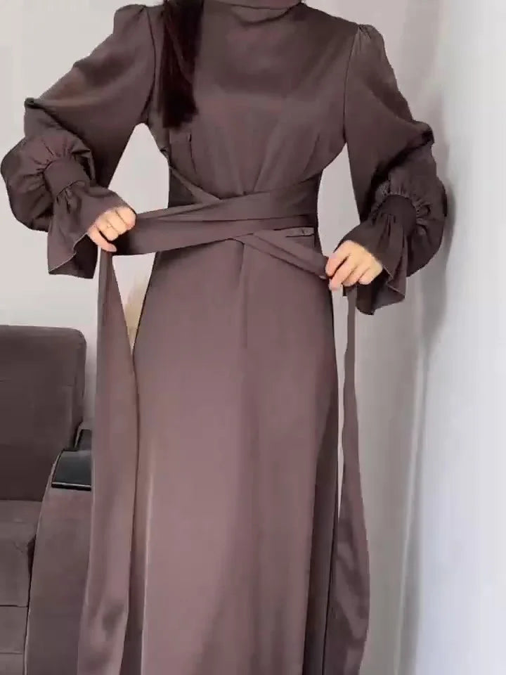 Seraphina Moreau | Satijnen Feestjurk in Smaragdgroen – Perfect voor Kerst & Oud & Nieuw