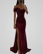 Seraphina Aureli | Off-Shoulder Pailletten Jurk met Hoge Split