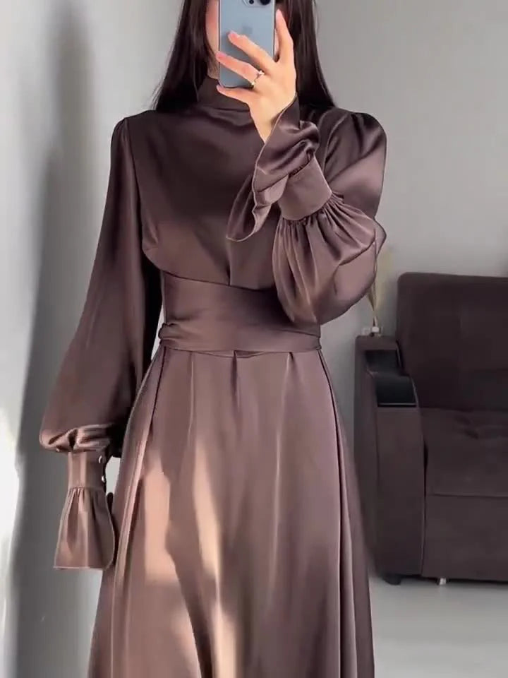 Seraphina Moreau | Satijnen Feestjurk in Smaragdgroen – Perfect voor Kerst & Oud & Nieuw