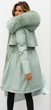 Alessia Vieri | Luxe Winterjas met Bontkraag – Tijdloze Klasse & Warme Elegantie