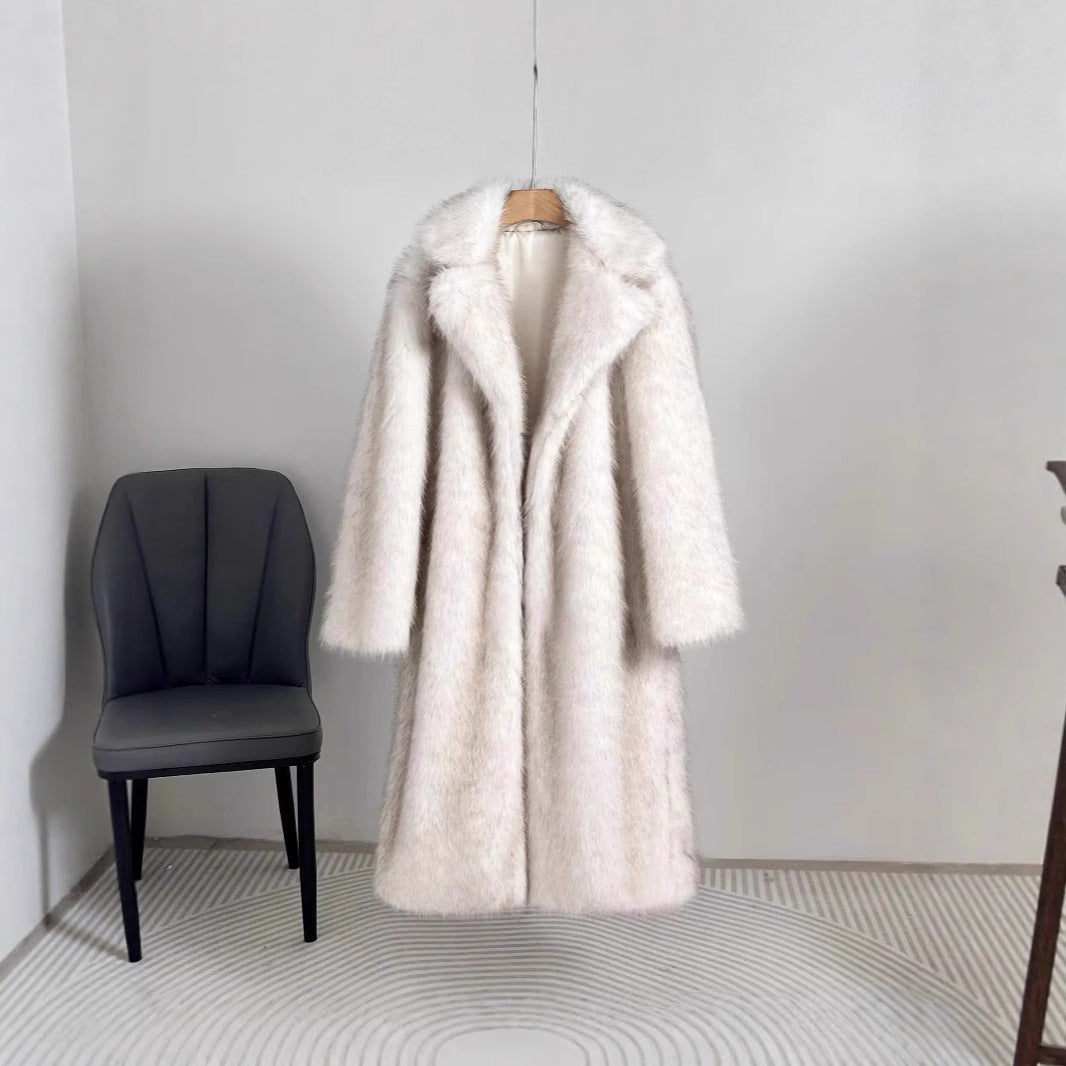 Élodie Blanche | Luxe Faux Fur Jacket met Structuurmouwen